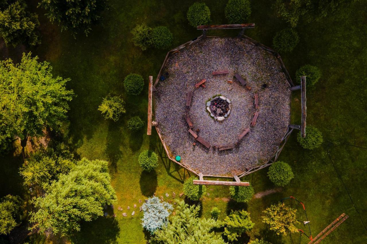 Fratii Jderi - Utopia Verde Брезой Экстерьер фото